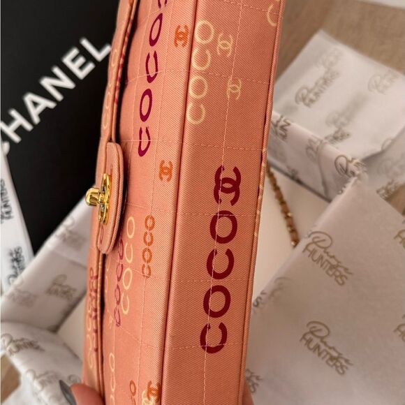 100% Authentic CHANEL Pink Canvas COCO East West Choco Bar Shoulder Bag - Picture 5 of 12
